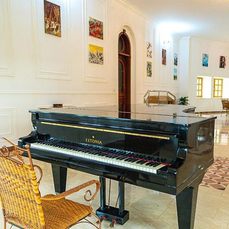 Chabiant Guesthouse Chateau Monolit Ikinci Yeniyol Luaran gambar