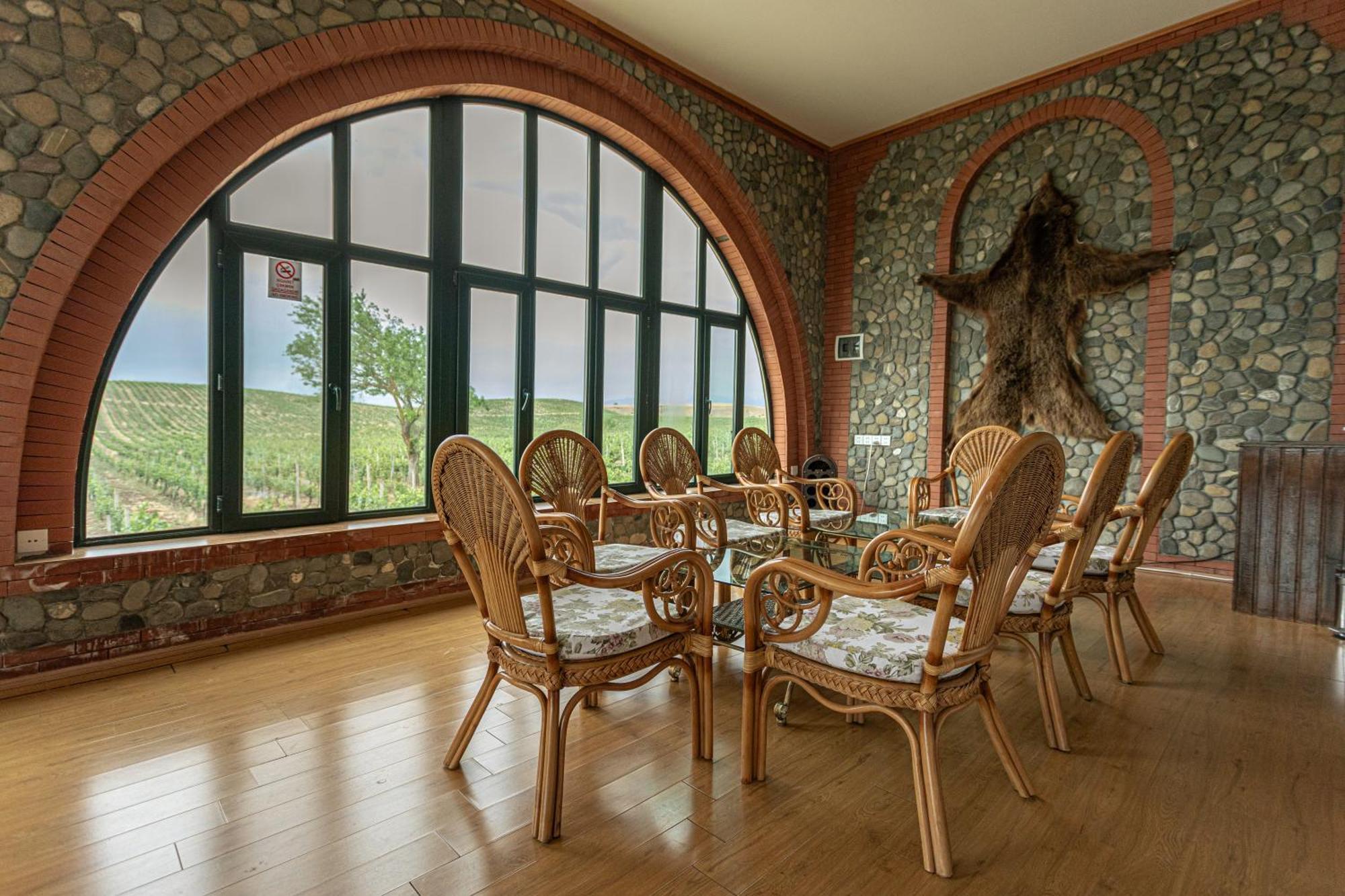 Chabiant Guesthouse Chateau Monolit Ikinci Yeniyol Luaran gambar