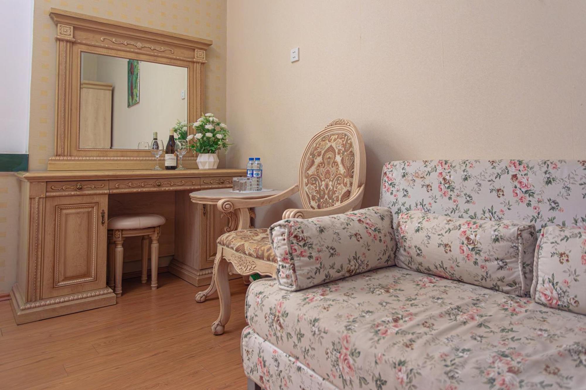 Chabiant Guesthouse Chateau Monolit Ikinci Yeniyol Luaran gambar